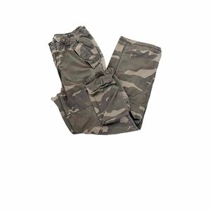 Gap Men’s Camo Pants